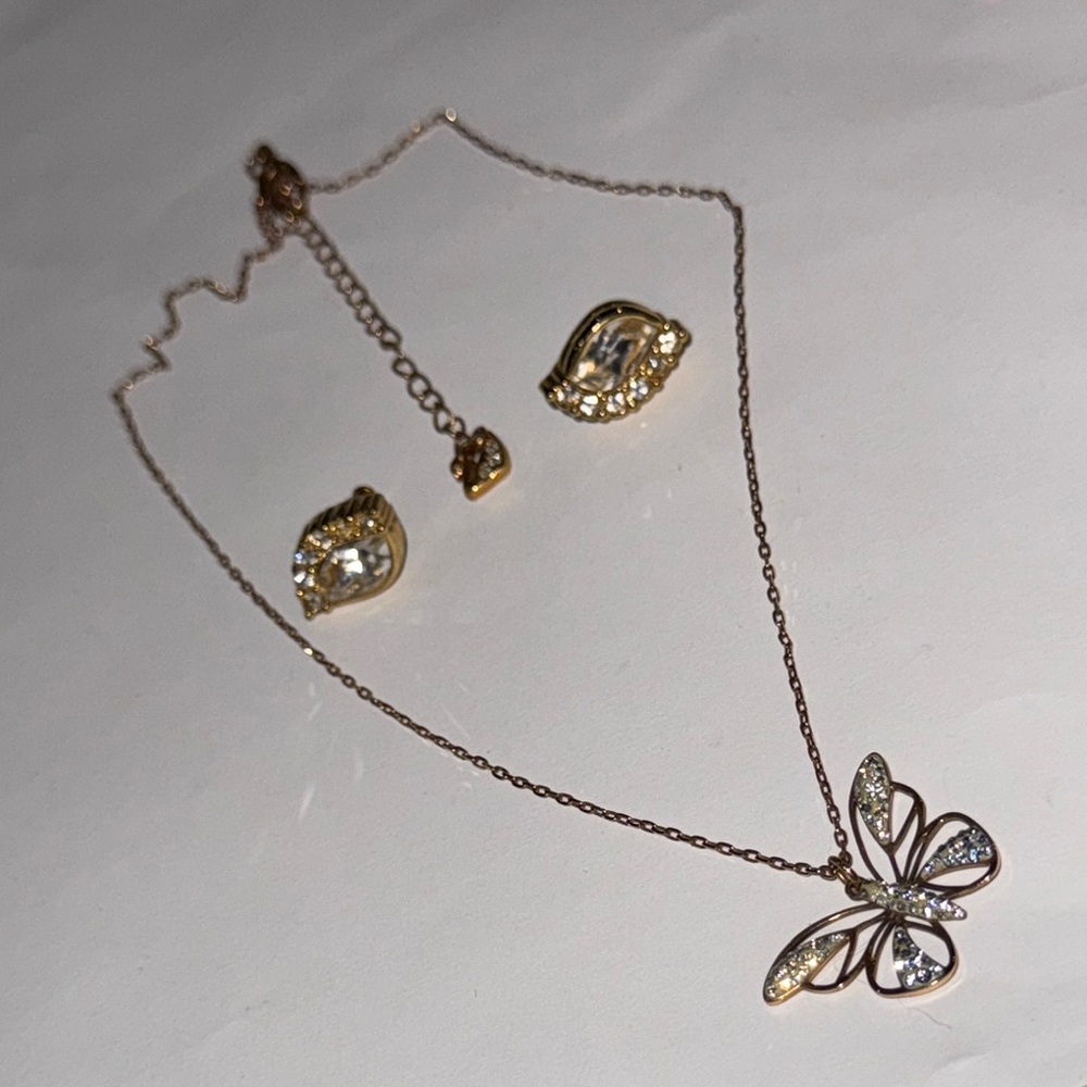 Swarovski Elegant Butterfly Necklace and Earring
